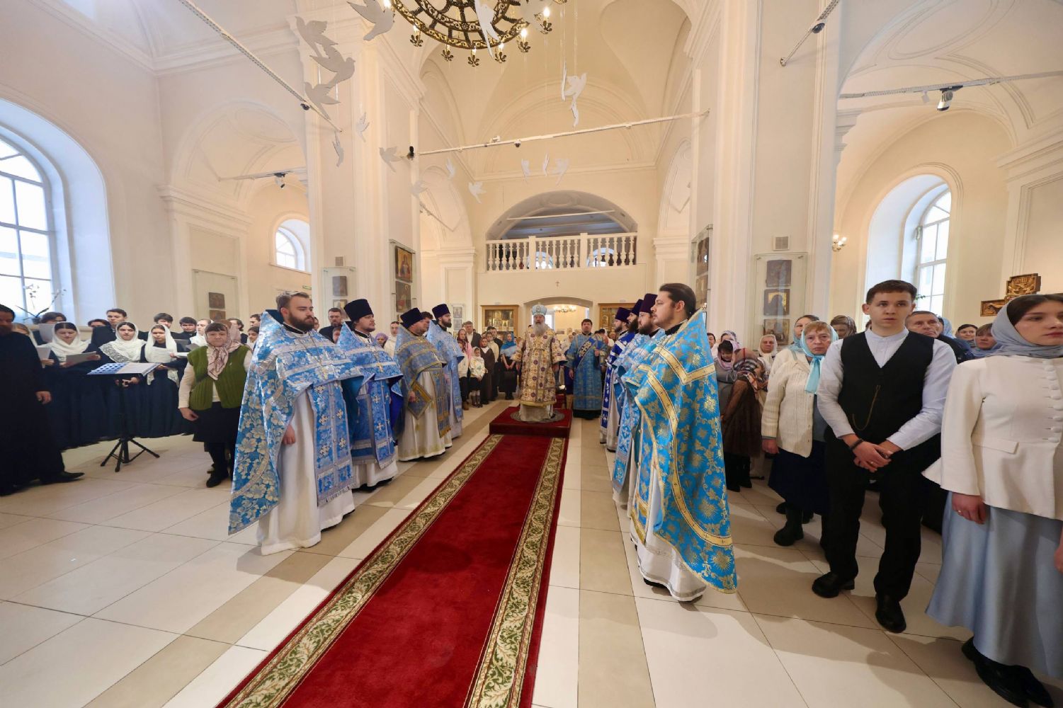 В праздник Сретения Господня митрополит Кирилл совершил Литургию на Сергиевском архиерейском подворье Казани
