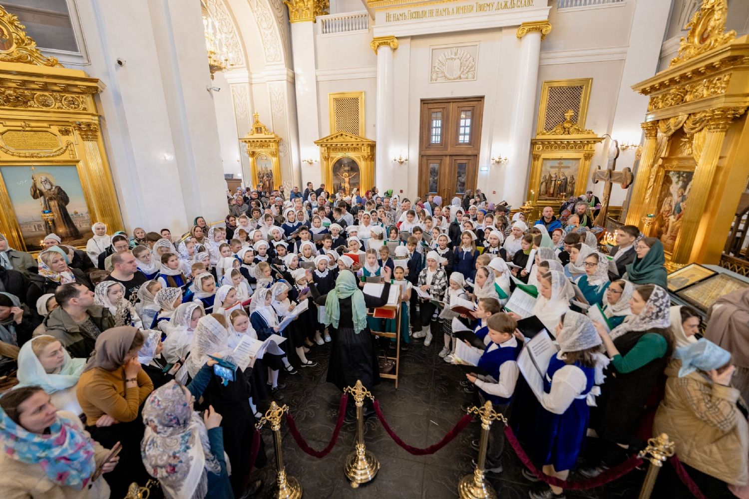 Воспитанники казанских воскресных школ исполнят песнопения архиерейского богослужения в Вербное воскресенье