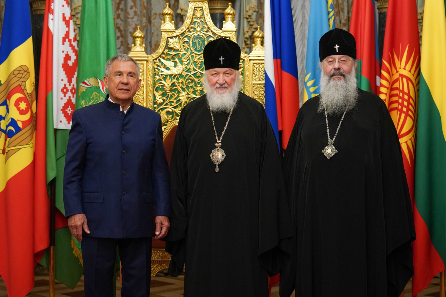 Святейший Патриарх Кирилл встретился с Раисом Республики Татарстан и главой Татарстанской митрополии