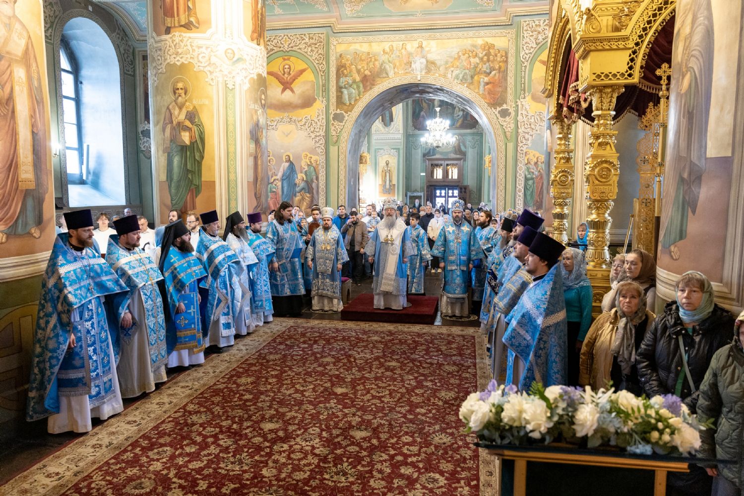 В праздник Благовещения митрополит Кирилл возглавил Литургию в Благовещенском соборе Казанского кремля