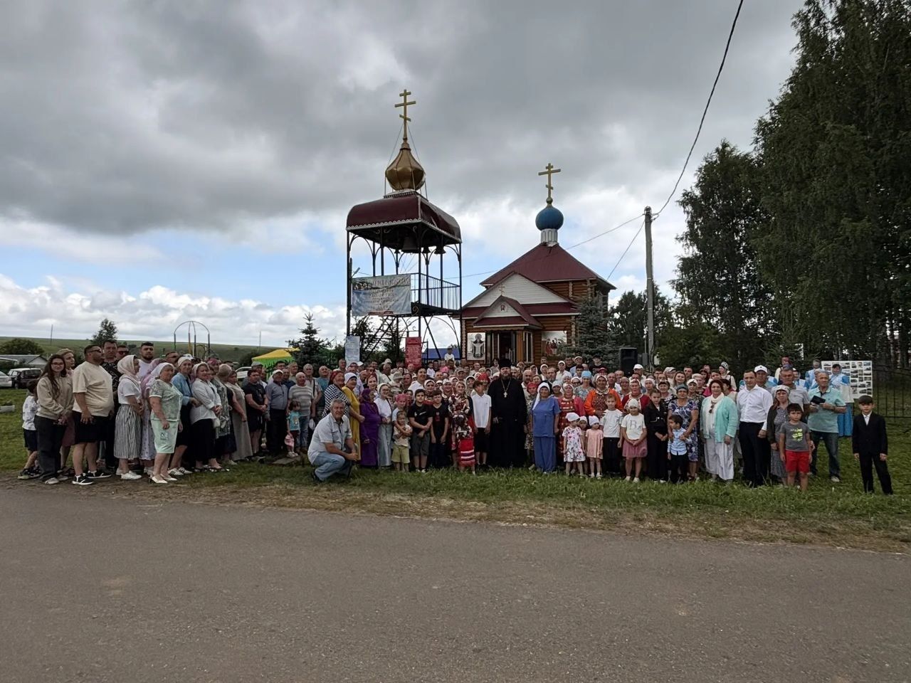 В Казанском Богородицком храме в селе Карабаян прошли торжества по случаю 240-летия прихода и 10-летия открытия храма