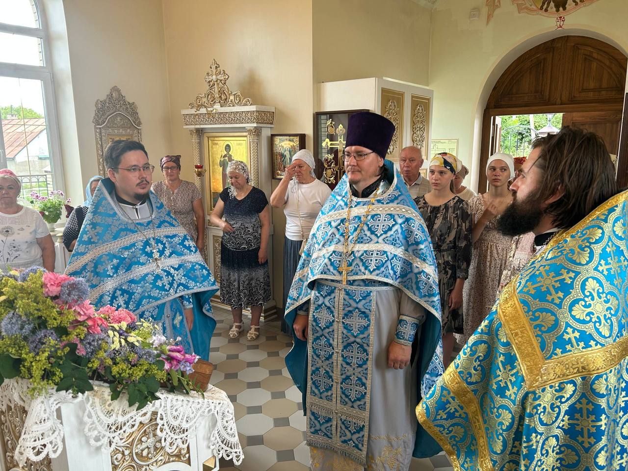 Храм Владимирской иконы Божией Матери в деревне Старые Бирюли отметил престольный праздник