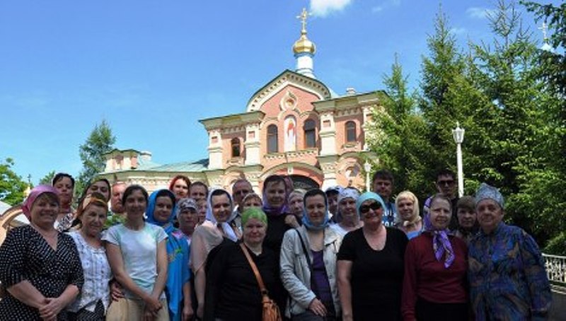 Для прихожан храма в честь Казанской иконы Божьей Матери пос. Красный Ключ Чистопольской епархии были организованы паломнические поездки (фото)