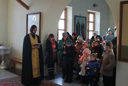 В храме Андрея Первозванного с. Борок Чистопольской епархии был организован праздник для многодетных и малообеспеченных семей (фото)