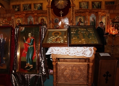 В Зеленодольске пребывают мощи свт. Спирдона Тримифунтского, мч. Вонифатия и блж. Матроны Московской (фото)