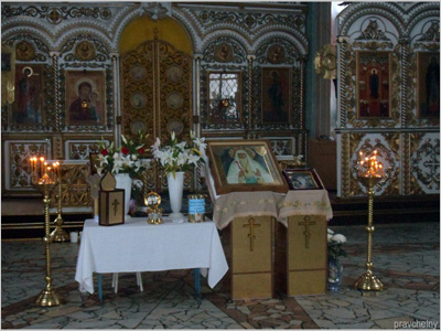 Православная молодежь Набережных Челнов поклонилась мощам Великой княгини Елисаветы (фото)