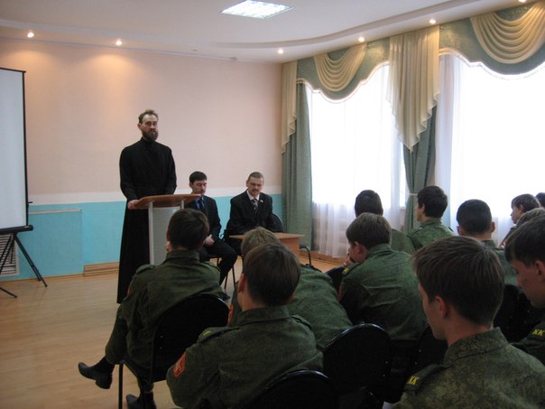 Священнослужители Чистополя провели беседу с кадетами (фото)
