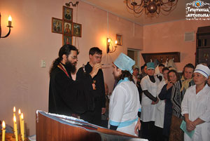 В районную Больницу г. Болгар были принесены мироточивые иконы (фото)