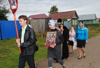 В г. Болгар состоялся крестный ход с мироточивыми иконами. (фото)