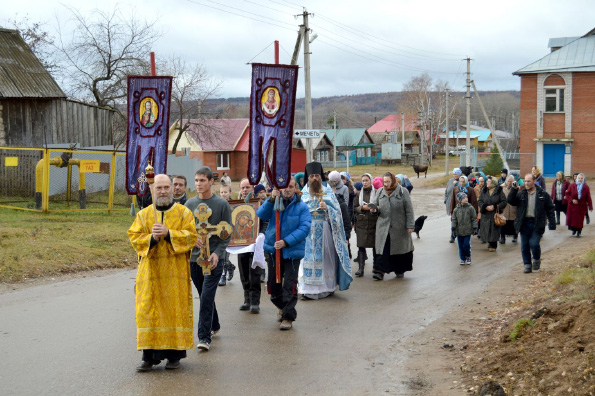 В селе Лубяны состоялось праздничное богослужение для детей