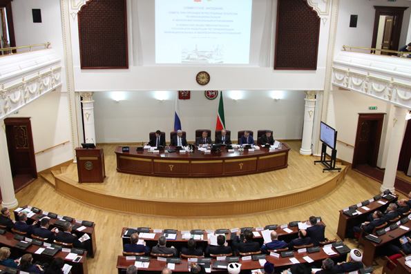 Секретарь Казанской епархии принял участие в заседании Совета при Президенте РТ по межнациональным и межконфессиональным отношениям