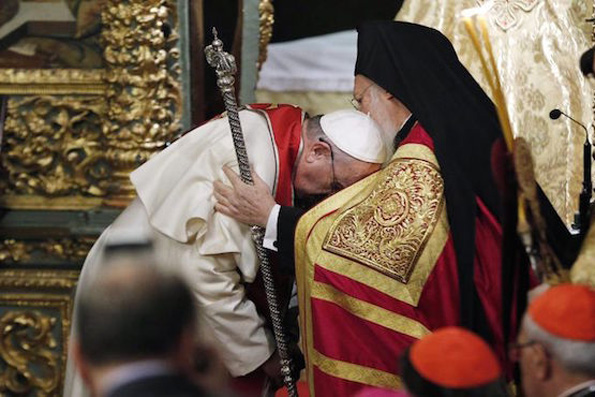 Франциск I – Константинопольскому патриарху: «Больше нет препятствий к евхаристическому общению»
