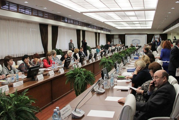 В КФУ состоялся круглый стол с участием священнослужителей