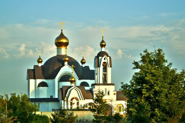 Храм преподобного Серафима Саровского, город Набережные Челны 