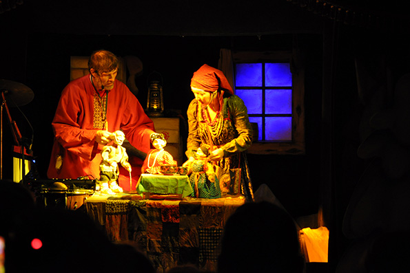 Духосошественский храм Казани проводит благотворительный проект «Подари сказку детям»