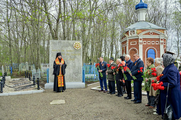 Епископ Мефодий принял участие в мероприятиях в честь 70-летия Великой Победы