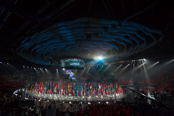 Митрополит Феофан присутсвовал на церемонии закрытия XVI Чемпионата мира по водным видам спорта