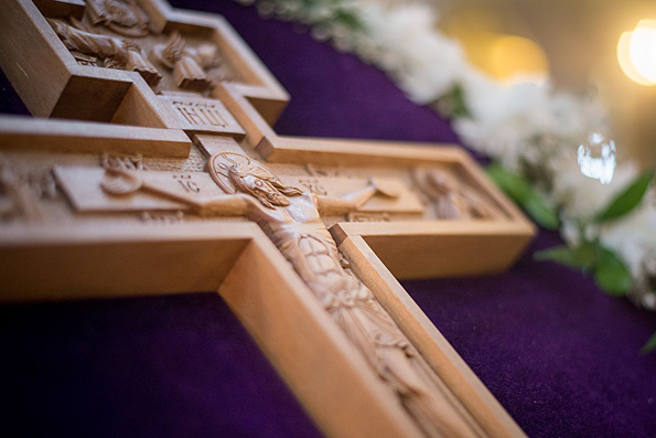 Митрополит Феофан совершит чин Воздвижения Креста Господня в Петропавловском соборе Казани