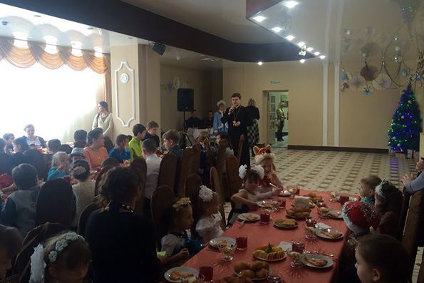 В Зеленодольске для детей провели Рождественскую акцию