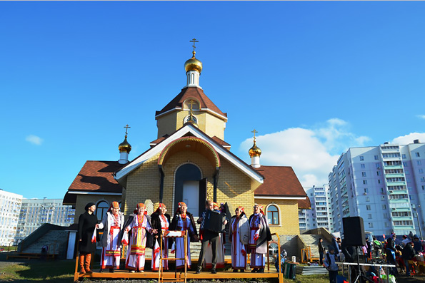 В храме Георгия Победоносца Набережных Челнов прошла благотворительная ярмарка
