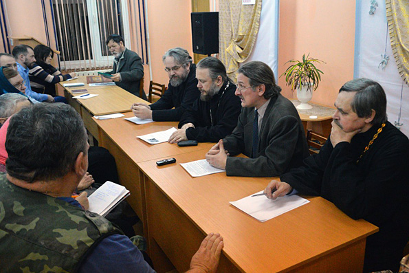 В Набережных Челнах прошел круглый стол, посвященный Дню православной книги