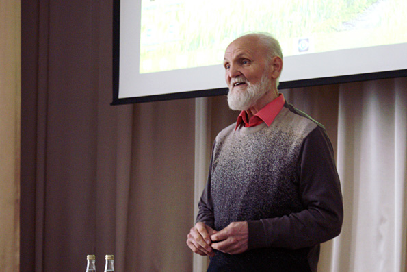 В воскресной школе «Апостол» состоялась встреча казанцев с писателем Владимиром Крупиным