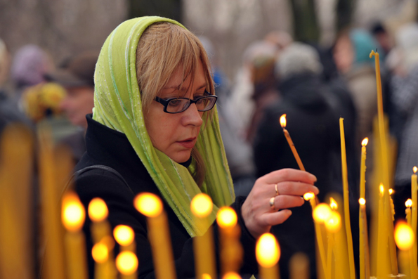 О выборе: остаться дома с мужем или пойти в храм?