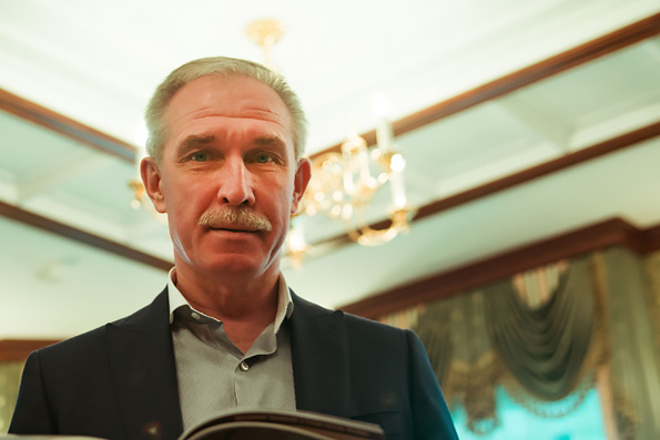 Поздравление губернатора Ульяновской области С.И. Морозова митрополиту Казанскому и Татарстанскому Феофану с 40-летием иерейской хиротонии