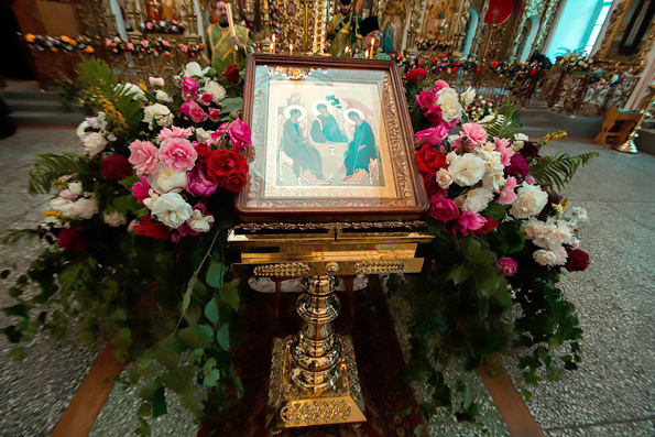 Проповедь митрополита Феофана в канун праздника Святой Троицы