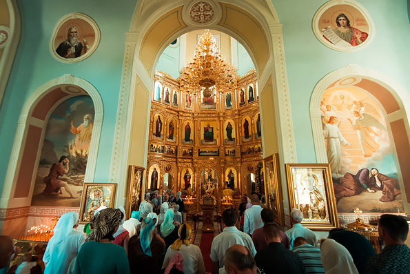 Молитва в храме