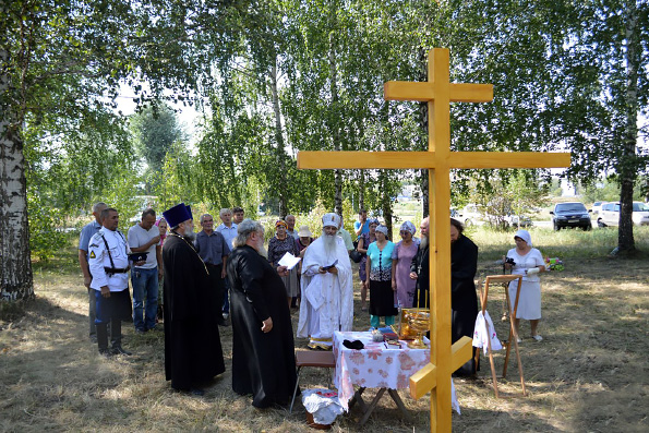 В Набережных Челнах освятили крест на месте строительства кряшенского храма