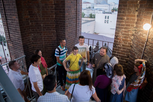 Очередная встреча молодежного клуба «Азбука» состоялась в Богоявленском соборе