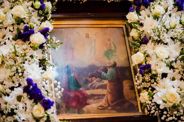 «Счастливцу — верующему и познавшему Иисуса Христа — не может быть никакая тяжесть и на земле»