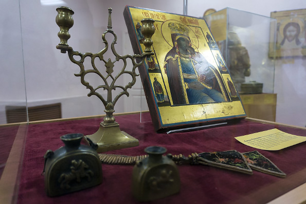 В Елабуге открылась выставка невьянской иконописи