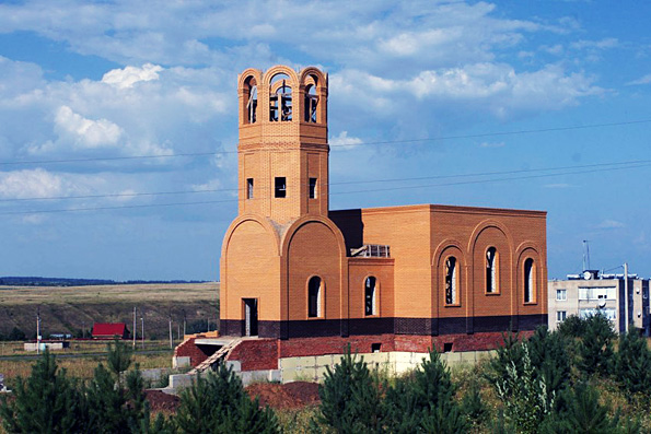 Храм Трех вселенских святителей, село Ижевка
