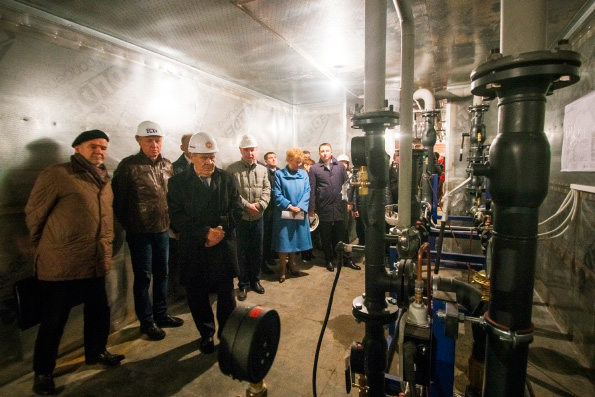 В пещерный храм возрождаемого собора Казанской иконы Божией Матери началась подача тепла