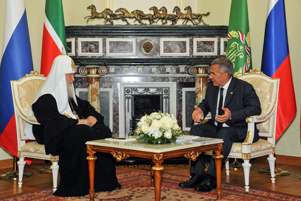 Патриаршее поздравление Президенту Республики Татарстан Р.Н. Минниханову с 60-летием