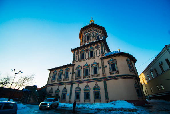 Во вторник первой седмицы Великого поста митрополит Феофан совершил чтение канона прп. Андрея Критского в Петропавловском соборе Казани