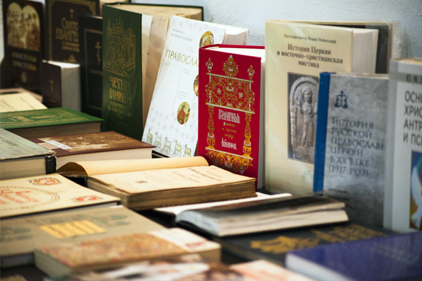 В центрах социальной адаптации Казани прошли беседы о православной книге