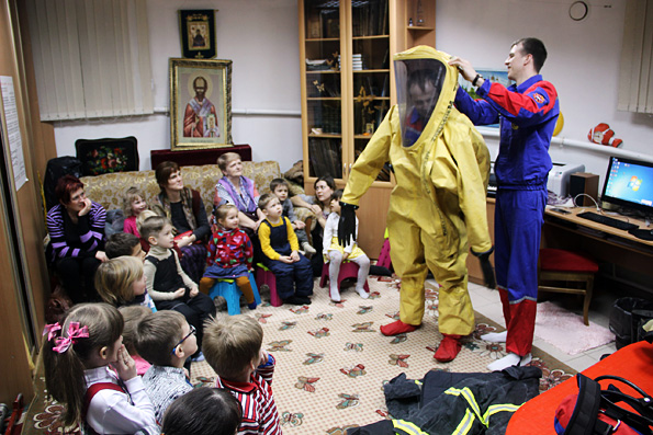 Спасатели «РегионСпас» посетили воскресную школу храма мучениц Веры, Надежды, Любови и матери их Софии