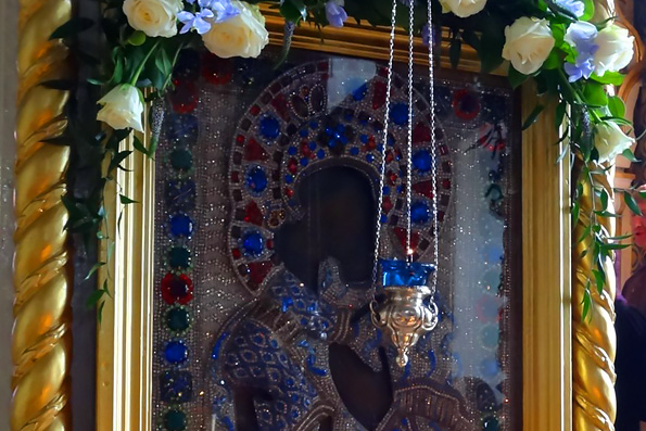 В Никольском кафедральном соборе прошли богослужения в честь Феодоровского образа Богородицы