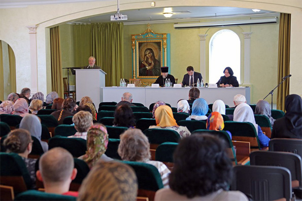 Татарстанцы награждены в конкурсе «Серафимовский учитель»