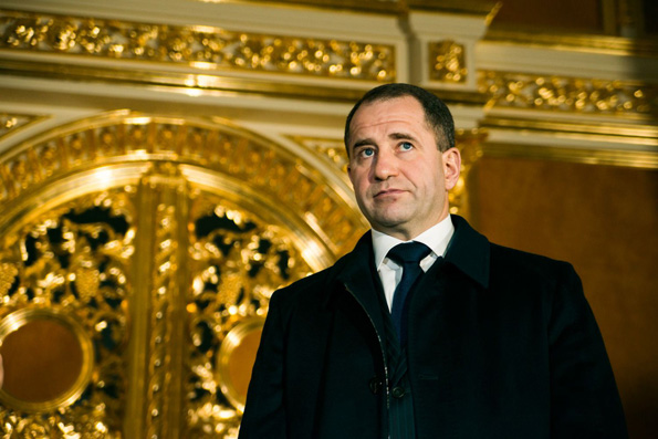 Поздравление митрополита Феофана полномочному представителя Президента РФ в ПФО М.В. Бабичу с днем рождения