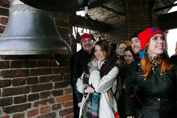 Молодежный клуб «Азбука» провел собрание в Богоявленском соборе Казани