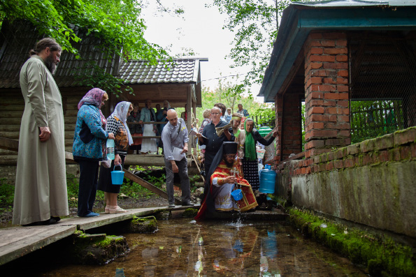 В селе Бима молитвенно почтили память великомученицы Параскевы Пятницы