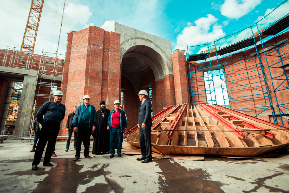 Президент Татарстана ознакомил глав МВД России и Белоруссии с ходом воссоздания Казанского собора