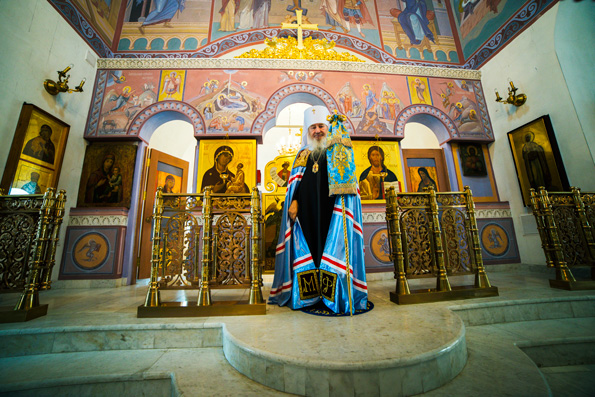 В день праздника в честь Тихвинской иконы Богородицы митрополит Феофан возглавил престольные торжества кряшенского прихода Казани