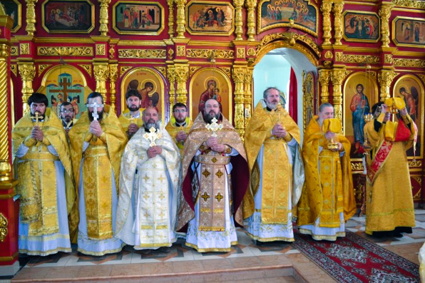 В Троицком храме города Тетюши состоялось соборное богослужение духовенства двух благочиний