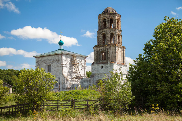 Храм Казанской иконы Божией Матери, село Астраханка