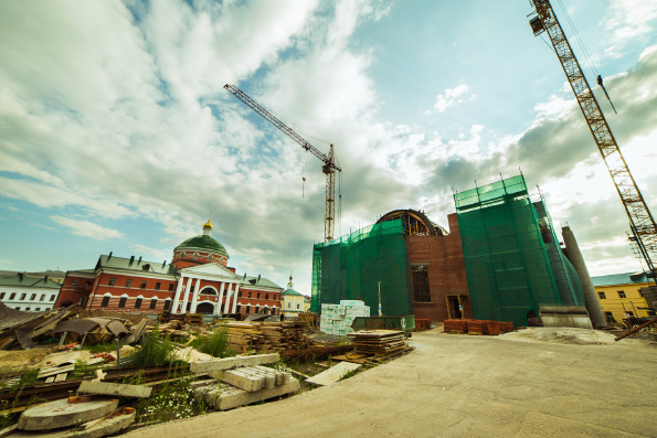 На месте обретения Казанской иконы Божией Матери продолжается воссоздание собора